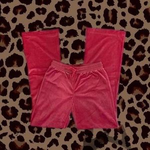 Edikted low rise velour sweatpants 
womens size xs !!!

- brand new with tags